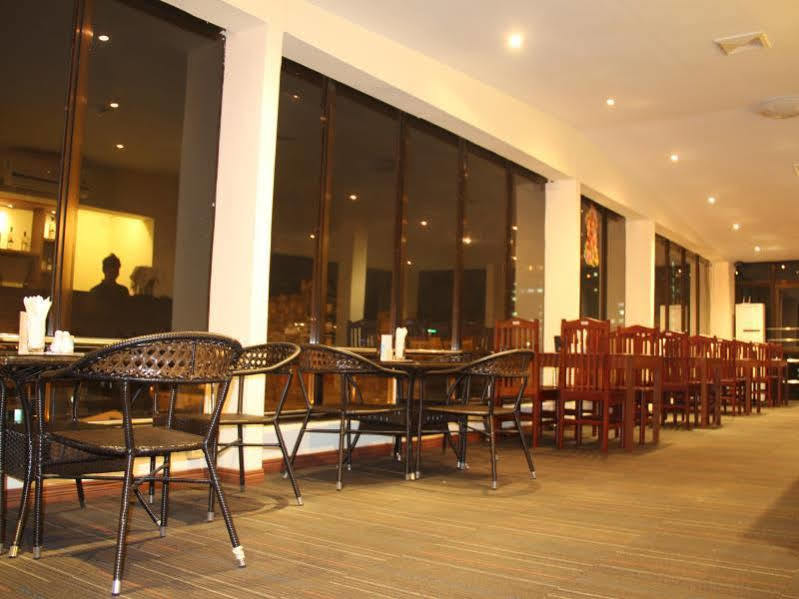New Yangon Hotel Εξωτερικό φωτογραφία