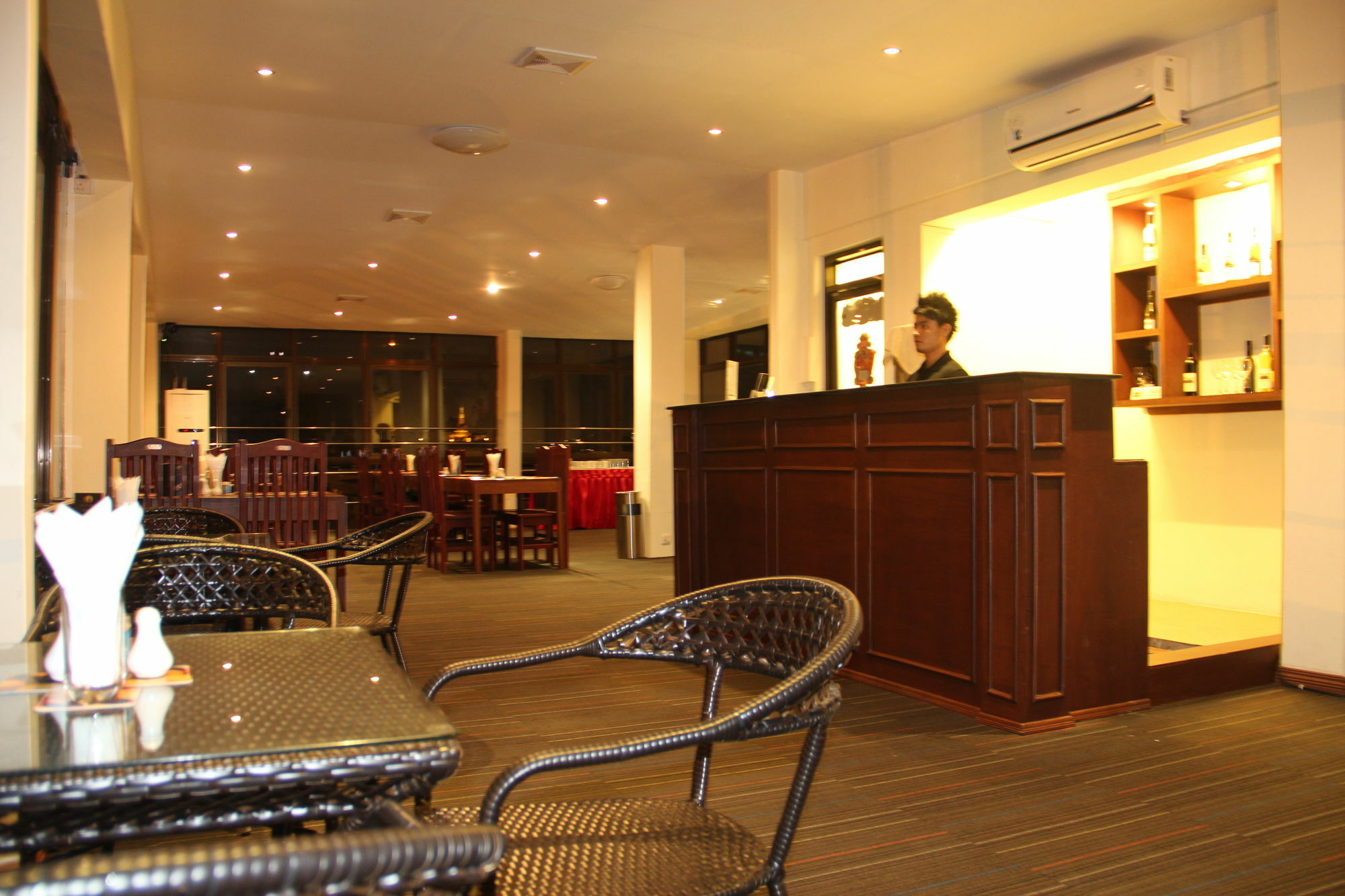 New Yangon Hotel Εξωτερικό φωτογραφία