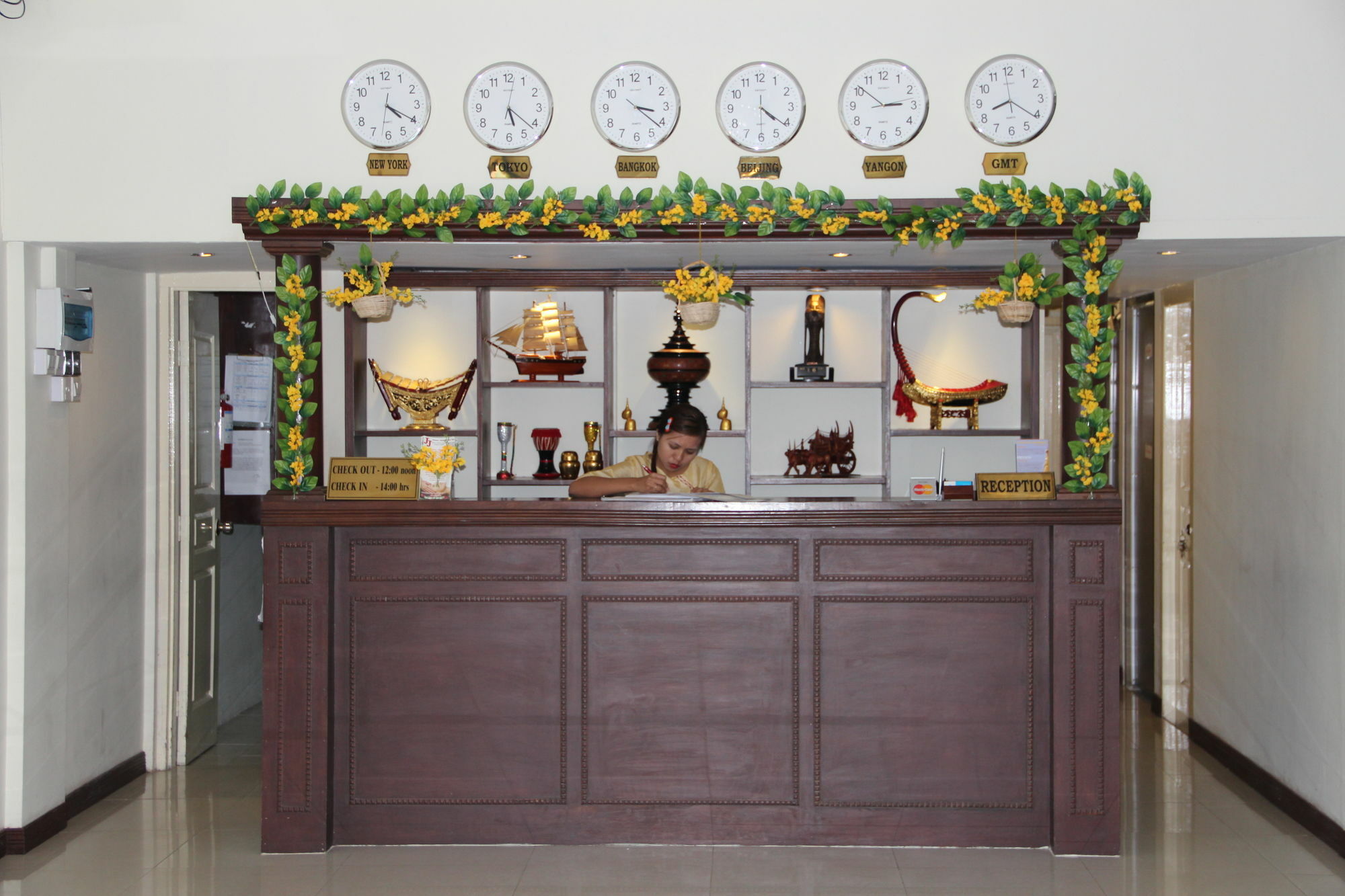 New Yangon Hotel Εξωτερικό φωτογραφία